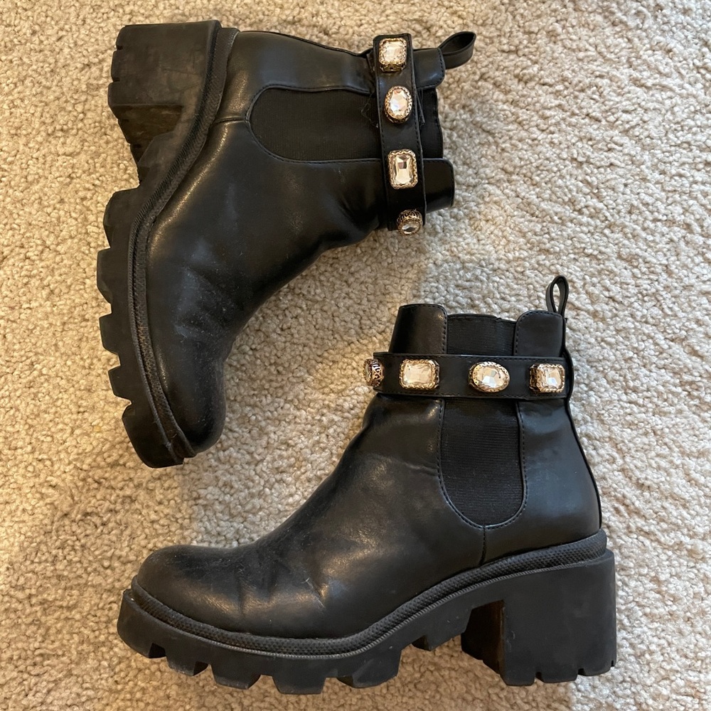 Steve Madden booties